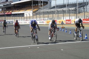 Le sprint pour la 2e place a été remporté par l’Angevin Josselin Clair.