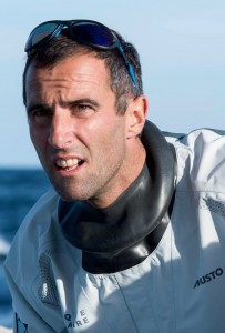 Armel Le Cléac’h découvrira le parcours baulois et le National UJSF. monocoque IMOCA . Armel Le Cléac’h sur Banque Populaire VIII