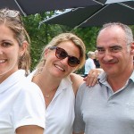 Caroline Bauer, à droite et Arnold Cara, à gauche, les lauréat de ce prix de la communication.