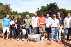 Thierry  Arnaud, Patrice Roubaud, Tanguy Bernier, Stéphane Grammont et Philippe Joubin qui encadrent les quatre lauréats, avec Jean-Jacques Cavalin (Nikon) ont trusté les accessits.                                      