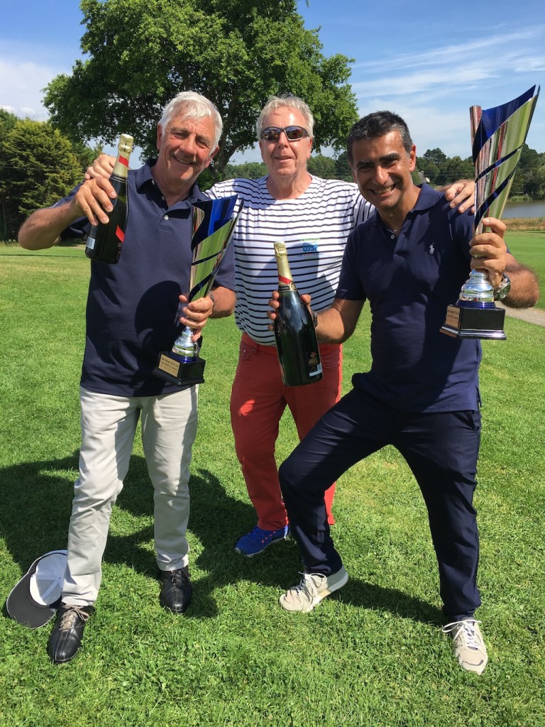 Hégémonie corse en 2e et 3e série ! Michel Luccioni et Patrice Roubaud en compagnie de Jean-Claude Virfeu.